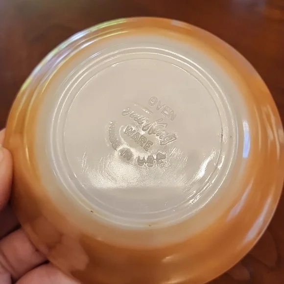 Fire King bowl and dish - set of two - Picture 10 of 10